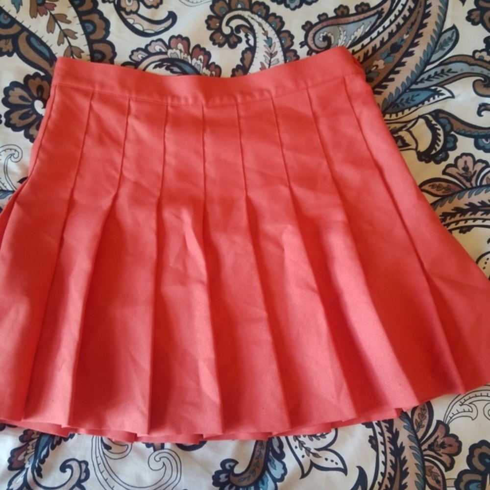 Pink Pleated Skirt !EVERYTHING GOES!
